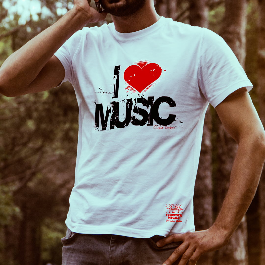Camiseta T-SHIRT I Love the Music da Marca Floresta Negra Disco Virtual Cor Branca